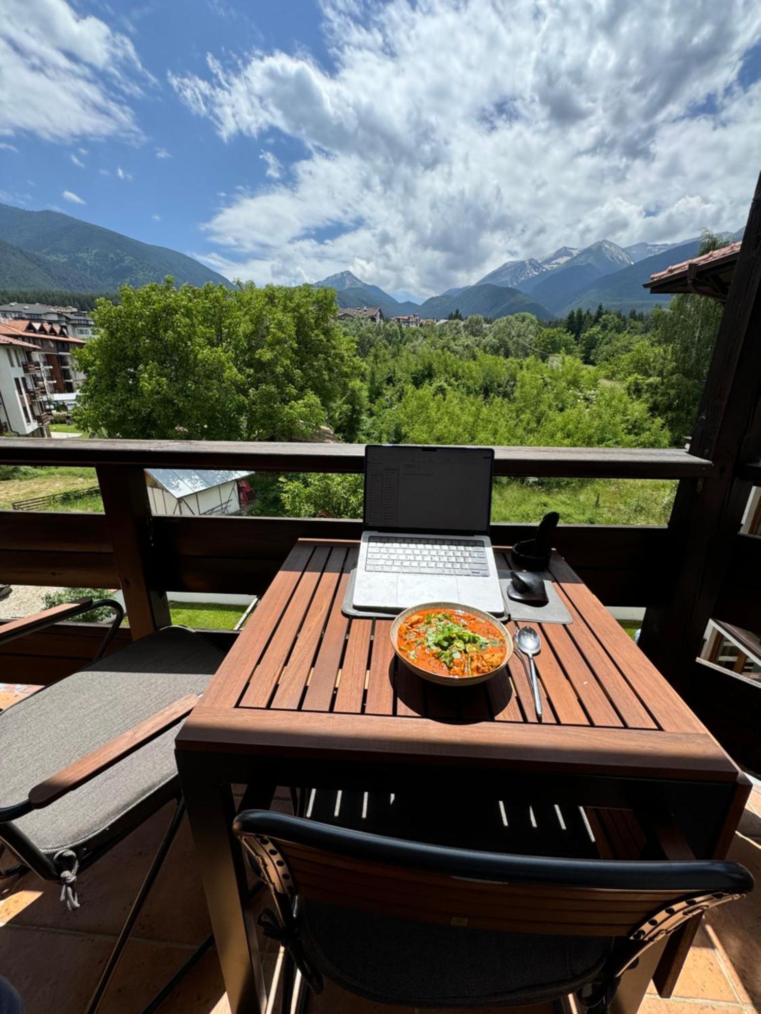 Апартамент Modern Mountain Getaway *